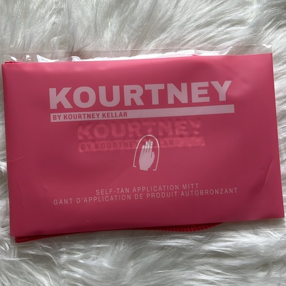 🆕 Kourtney By Kourtney Kellar Instant Self-Tan Hyaluronic Acid Mousse and Mitt - Picture 9 of 10